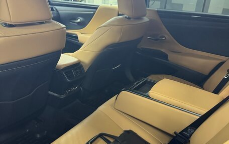 Lexus ES VII, 2021 год, 4 650 000 рублей, 6 фотография