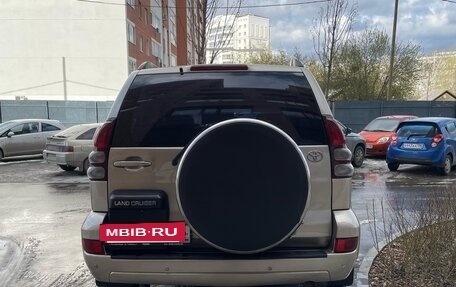 Toyota Land Cruiser Prado 120 рестайлинг, 2004 год, 1 950 000 рублей, 6 фотография
