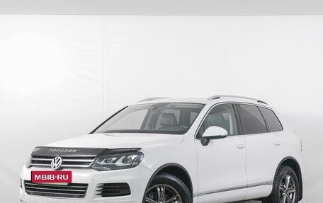 Volkswagen Touareg III, 2012 год, 2 499 000 рублей, 3 фотография