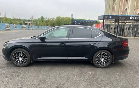 Skoda Superb III рестайлинг, 2017 год, 1 750 000 рублей, 8 фотография