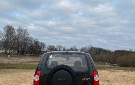 Chevrolet Niva I рестайлинг, 2013 год, 625 000 рублей, 3 фотография