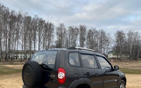 Chevrolet Niva I рестайлинг, 2013 год, 625 000 рублей, 4 фотография