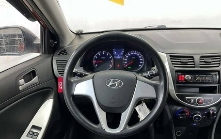 Hyundai Solaris II рестайлинг, 2013 год, 735 000 рублей, 10 фотография