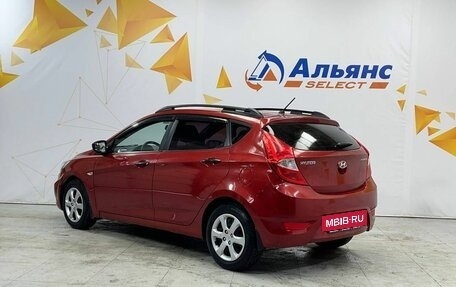 Hyundai Solaris II рестайлинг, 2013 год, 735 000 рублей, 5 фотография