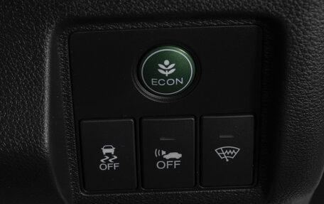 Honda Vezel, 2014 год, 1 769 000 рублей, 22 фотография