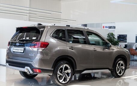Subaru Forester, 2024 год, 5 200 000 рублей, 5 фотография