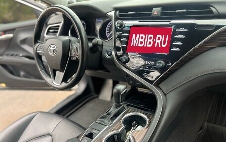 Toyota Camry, 2019 год, 2 450 000 рублей, 12 фотография