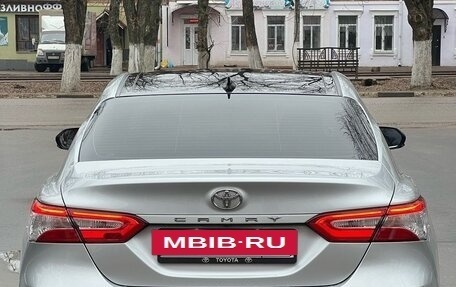 Toyota Camry, 2019 год, 2 450 000 рублей, 10 фотография