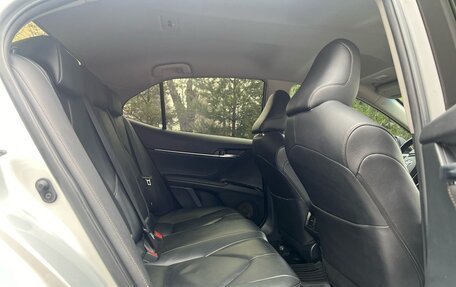 Toyota Camry, 2019 год, 2 450 000 рублей, 20 фотография