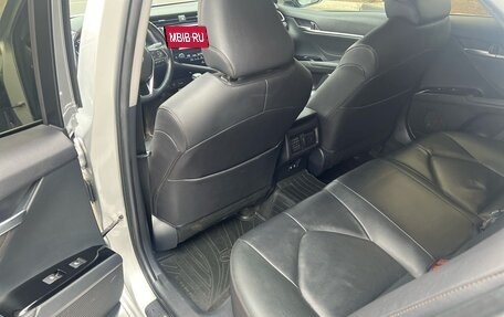 Toyota Camry, 2019 год, 2 450 000 рублей, 21 фотография