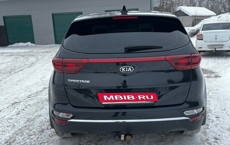 KIA Sportage IV рестайлинг, 2018 год, 1 910 000 рублей, 4 фотография