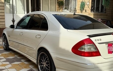 Mercedes-Benz E-Класс, 2003 год, 1 400 000 рублей, 7 фотография