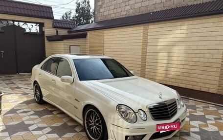 Mercedes-Benz E-Класс, 2003 год, 1 400 000 рублей, 4 фотография