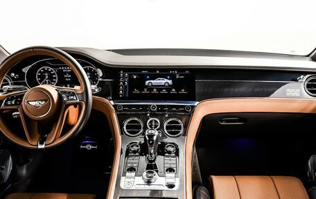 Bentley Continental GT III, 2018 год, 18 900 000 рублей, 9 фотография