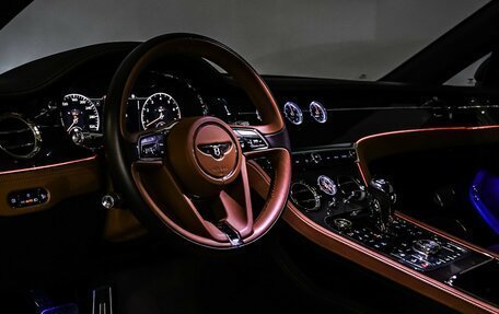 Bentley Continental GT III, 2018 год, 18 900 000 рублей, 23 фотография