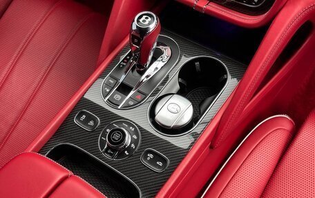 Bentley Bentayga I, 2021 год, 27 900 000 рублей, 22 фотография