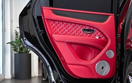 Bentley Bentayga I, 2021 год, 27 900 000 рублей, 39 фотография