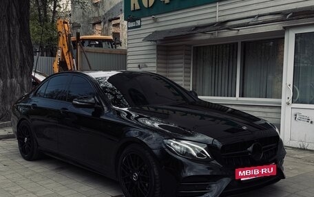 Mercedes-Benz E-Класс, 2019 год, 4 100 000 рублей, 3 фотография