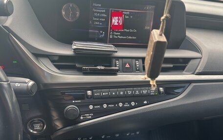 Lexus ES VII, 2019 год, 3 630 000 рублей, 14 фотография