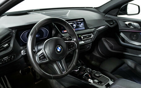 BMW 1 серия, 2020 год, 2 499 700 рублей, 11 фотография