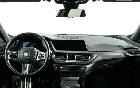 BMW 1 серия, 2020 год, 2 499 700 рублей, 13 фотография