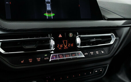 BMW 1 серия, 2020 год, 2 499 700 рублей, 19 фотография