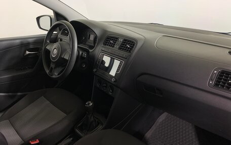 Volkswagen Polo VI (EU Market), 2012 год, 712 000 рублей, 20 фотография