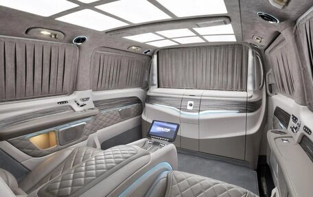 Mercedes-Benz V-Класс, 2025 год, 39 990 000 рублей, 3 фотография
