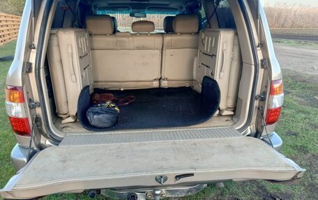 Toyota Land Cruiser 100 рестайлинг 2, 2006 год, 2 250 000 рублей, 4 фотография