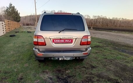 Toyota Land Cruiser 100 рестайлинг 2, 2006 год, 2 250 000 рублей, 2 фотография