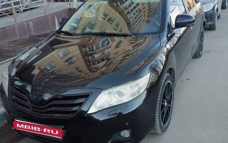 Toyota Camry, 2010 год, 1 060 000 рублей, 3 фотография