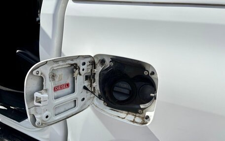 Toyota Hilux VIII, 2016 год, 3 700 000 рублей, 5 фотография