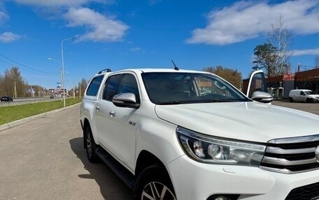Toyota Hilux VIII, 2016 год, 3 700 000 рублей, 4 фотография