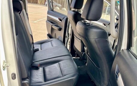 Toyota Hilux VIII, 2016 год, 3 700 000 рублей, 14 фотография