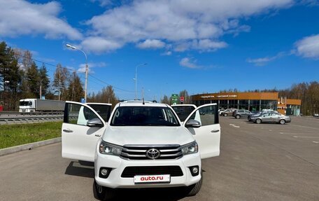 Toyota Hilux VIII, 2016 год, 3 700 000 рублей, 12 фотография
