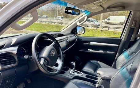 Toyota Hilux VIII, 2016 год, 3 700 000 рублей, 20 фотография