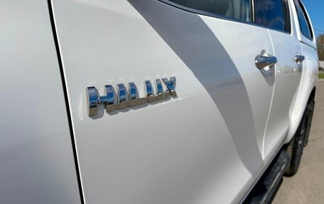 Toyota Hilux VIII, 2016 год, 3 700 000 рублей, 22 фотография