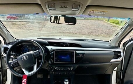 Toyota Hilux VIII, 2016 год, 3 700 000 рублей, 13 фотография