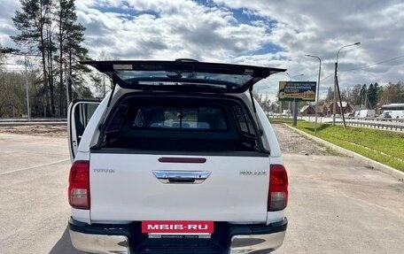 Toyota Hilux VIII, 2016 год, 3 700 000 рублей, 17 фотография