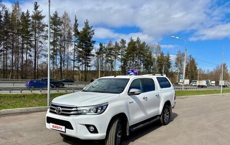 Toyota Hilux VIII, 2016 год, 3 700 000 рублей, 26 фотография