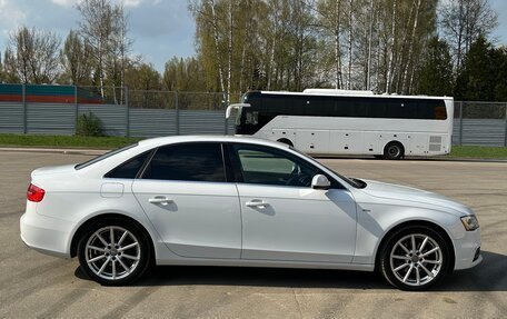 Audi A4, 2015 год, 1 550 000 рублей, 9 фотография