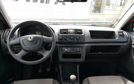 Skoda Fabia II, 2011 год, 594 000 рублей, 5 фотография