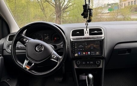Volkswagen Polo VI (EU Market), 2016 год, 800 000 рублей, 9 фотография