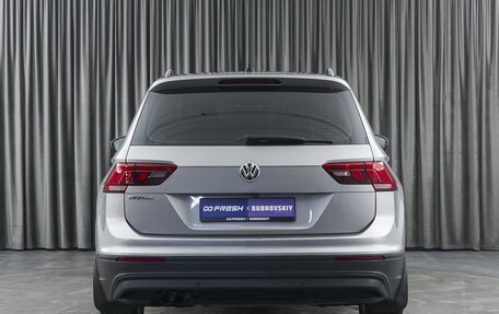 Volkswagen Tiguan II, 2020 год, 1 940 000 рублей, 4 фотография