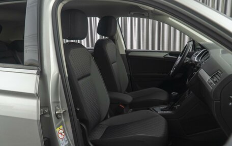 Volkswagen Tiguan II, 2020 год, 1 940 000 рублей, 9 фотография