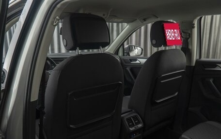 Volkswagen Tiguan II, 2020 год, 1 940 000 рублей, 12 фотография
