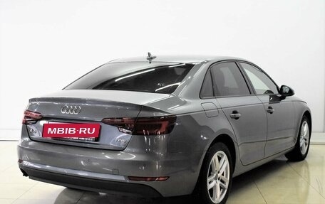 Audi A4, 2017 год, 1 925 000 рублей, 4 фотография