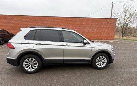 Volkswagen Tiguan II, 2020 год, 2 600 000 рублей, 5 фотография