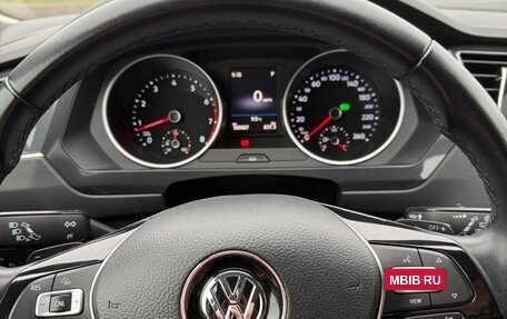 Volkswagen Tiguan II, 2020 год, 2 600 000 рублей, 4 фотография