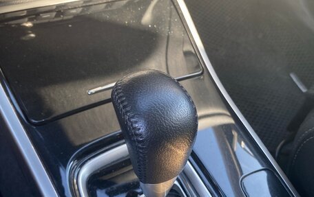 Mitsubishi Outlander III рестайлинг 3, 2018 год, 2 100 000 рублей, 9 фотография